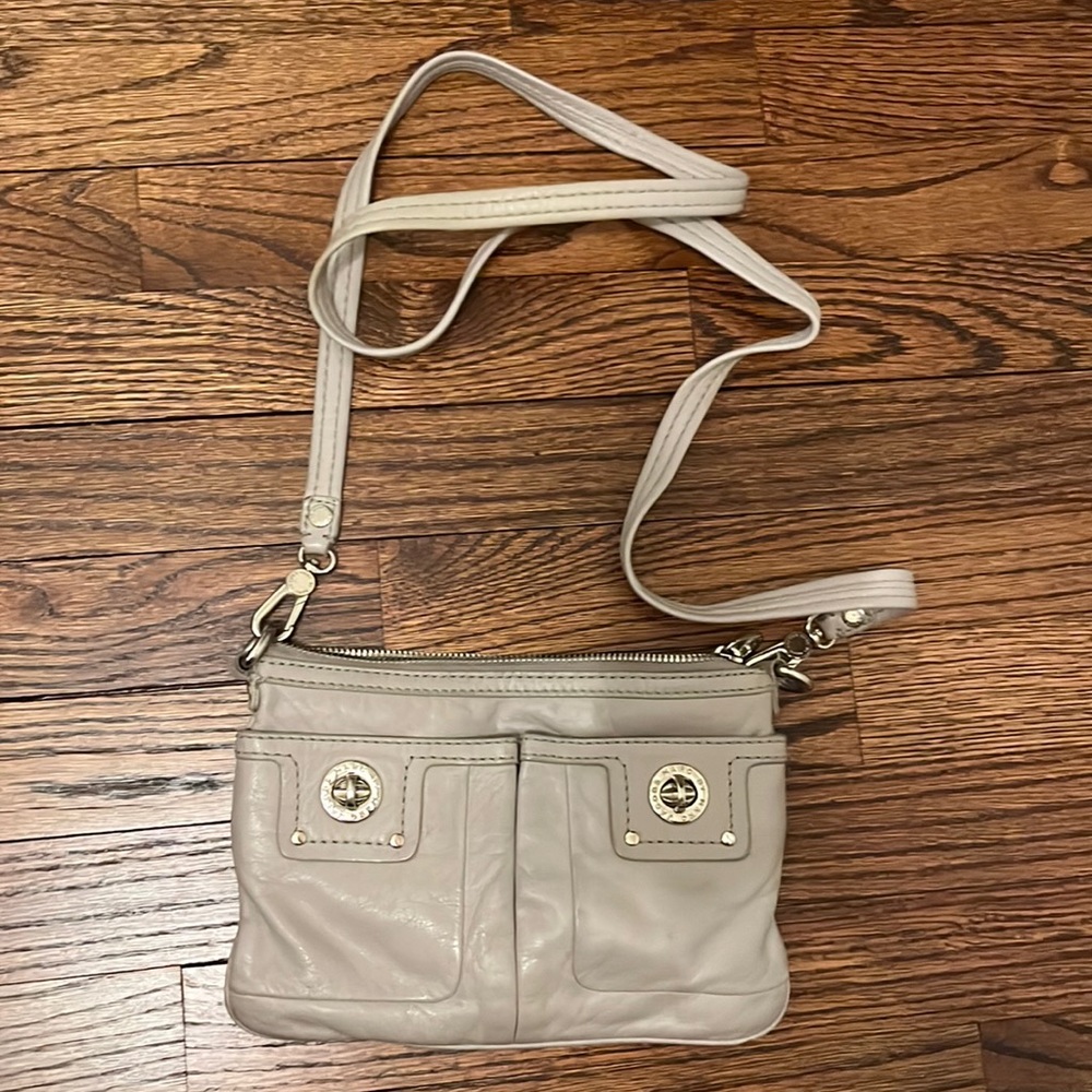 Marc Jacobs grey crossbody purse